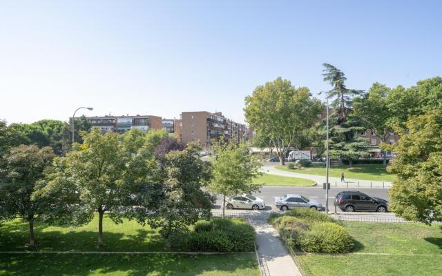M (SDM21) Coqueto apto. Vallecas Free WIFI