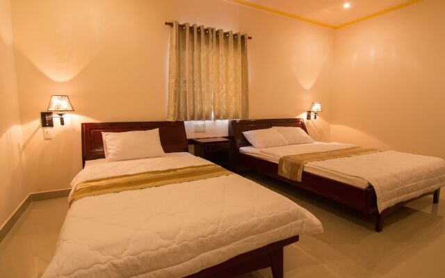 Nhat Ha Hotel