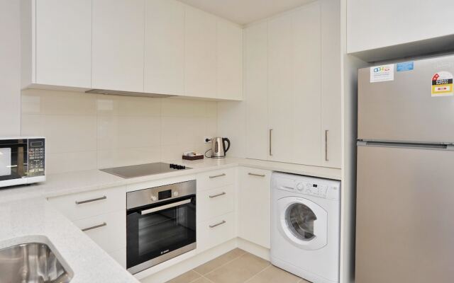 Madras St Apartments - City