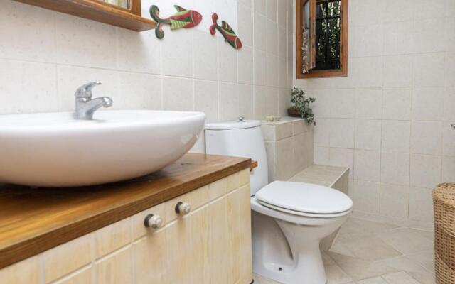 Cozy and Secluded House With Garden in Bodrum