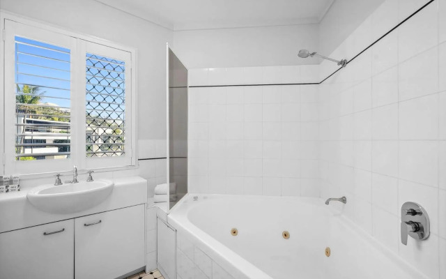 Unit 9 'Coolum Blueseas', Coolum Beach