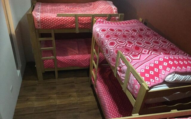 Pacha Qori Backpackers