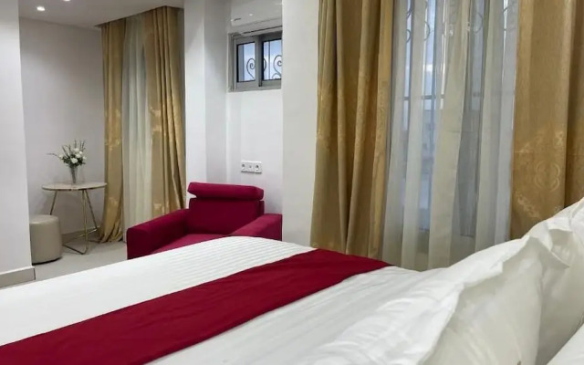 Saint James Marguerita Hotel Douala