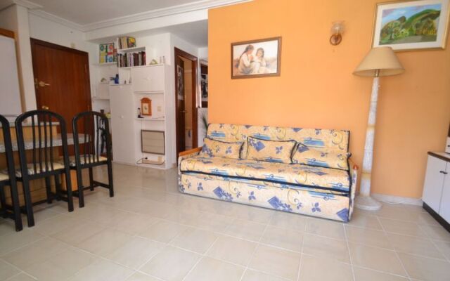 Apartment Albeniz La Pineda