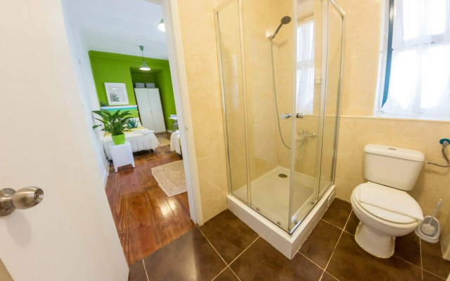 INT Lisbon Suites