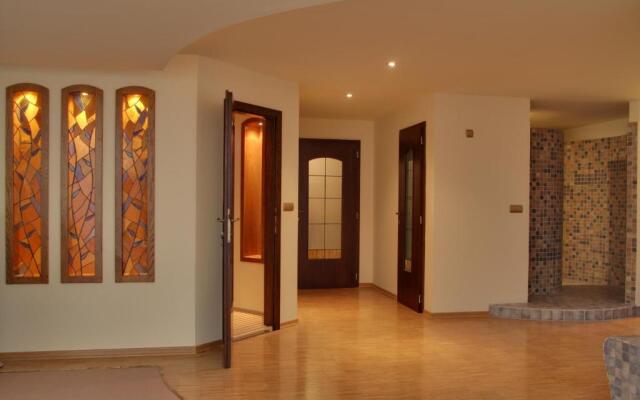 Villa Corvina