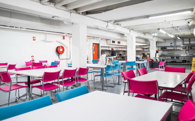 Nomads Sydney - Hostel