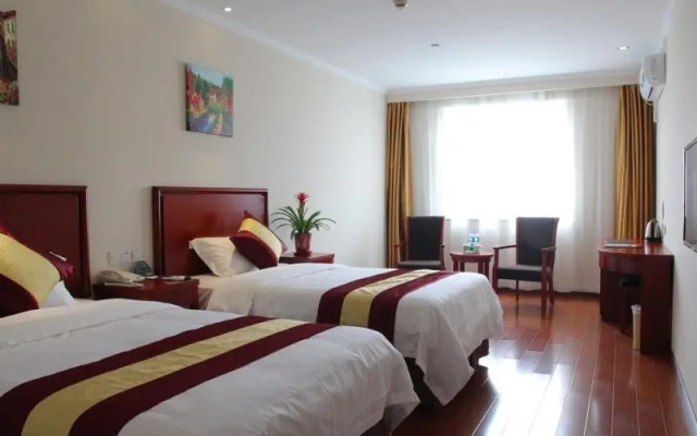 Greentree Inn Shanghai Middle Xinfu Road Huazhi Road Business Hotel