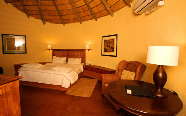 Kwena Chalets