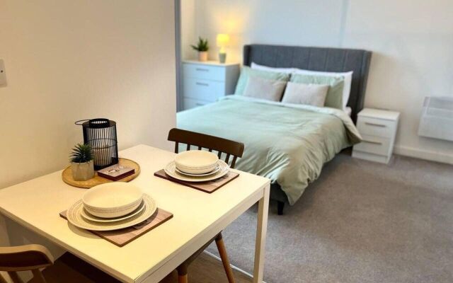Cosy Studio Apartment - Chavasse Apartments
