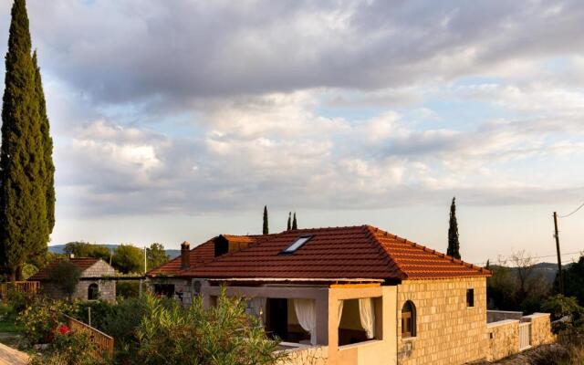 Holiday Home Lazuština Paradise