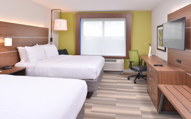 Holiday Inn Express & Suites Omaha Airport