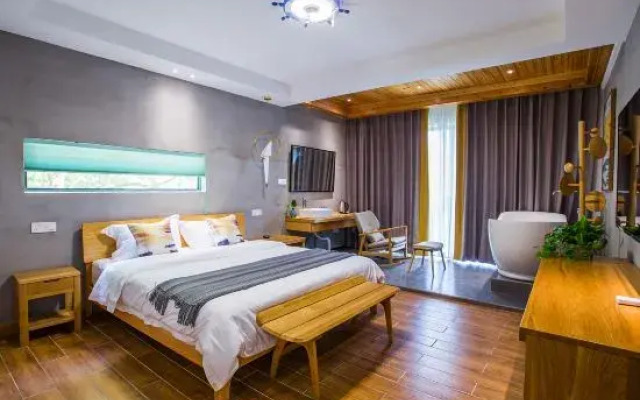 Muxi Guesthouse