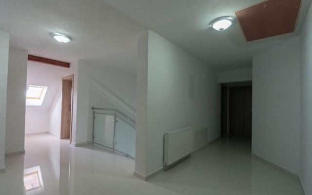 Guest House Vipabo