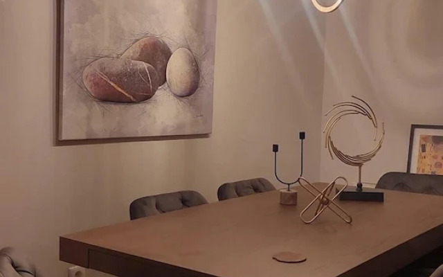 Modern Elegant Apt in Glyfada w Balcony