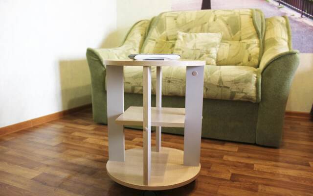 Dobrye Sutki Apartment on Trofimova 113