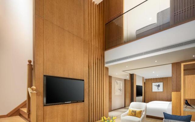 voco Thousand Island Lake by IHG