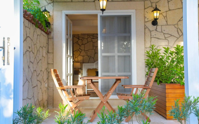 Alacati Balbadem Otel ( +13 ADULT ONLY)