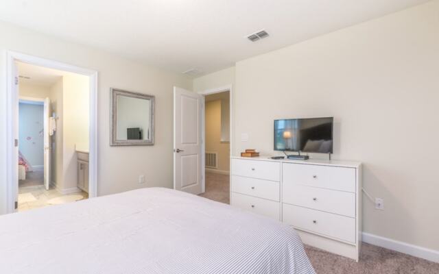 Champions Gate 1501maid