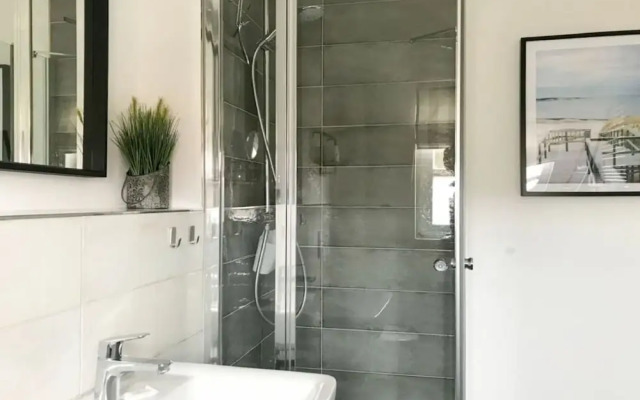 Comfortplus Apartment With 1 Bedroom