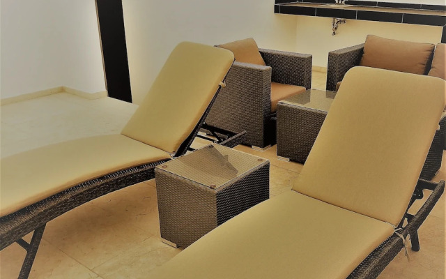 The Shore At 46Th Hotel