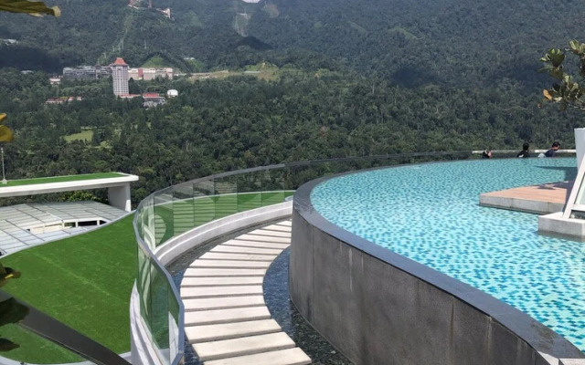Windmill Upon Hills Genting by Widebed