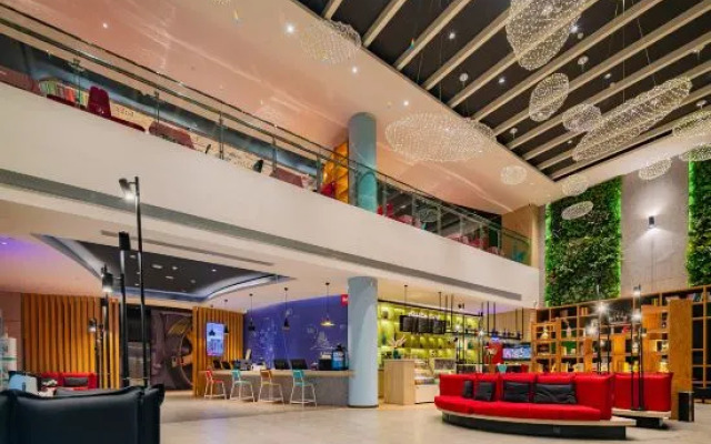 Ibis Hotel (Xi'anDaming Palace West Subway Station)