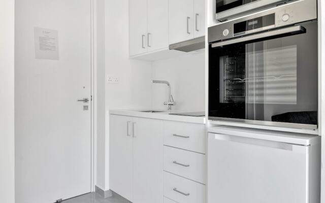 Phaedrus Living: Alkminis Seaview Suites Mare