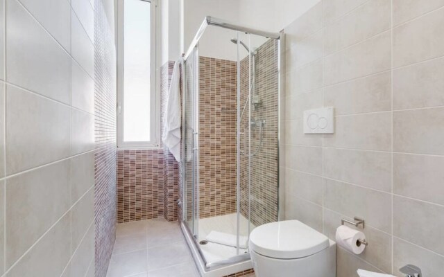 Bright and Modern 2 bed Flat in Prati