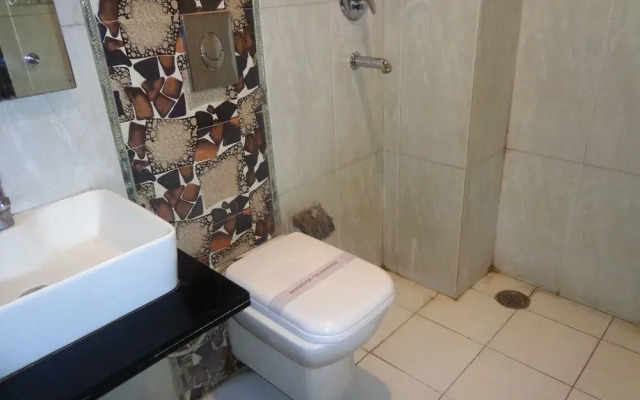 Hotel Guruvas Inn