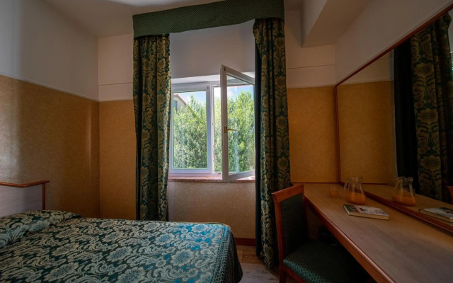 Hotel Mary