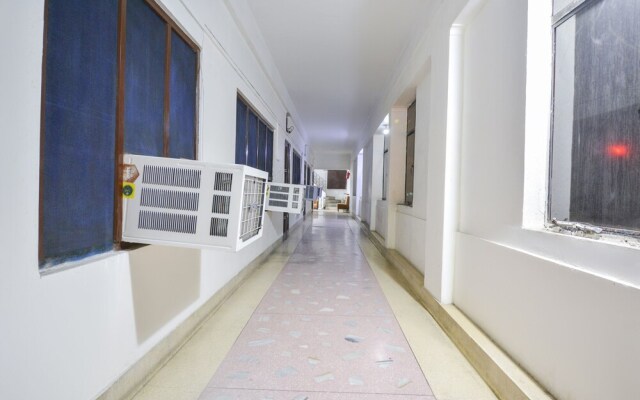 Hotel Royal Occassions by OYO Rooms