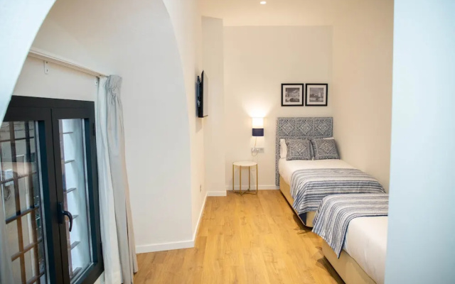 nQn Aparts & Suites Sevilla