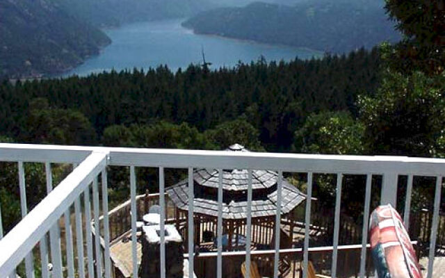 Prancing Horse Retreat