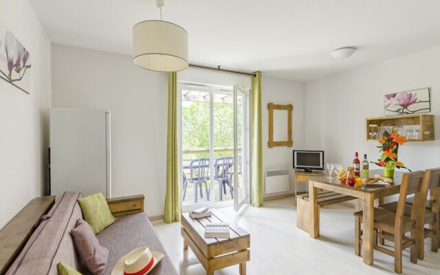 Nice Apartment With a Dishwasher Near a Recreational Lake