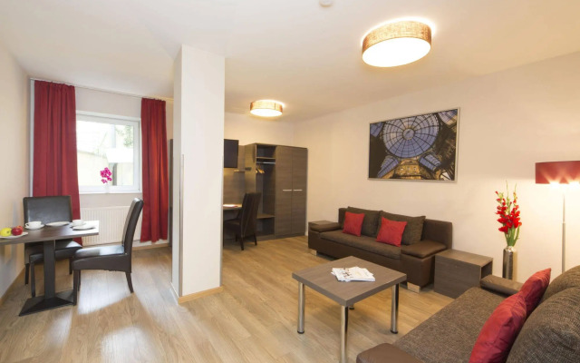 Koos Hotel & Apartments