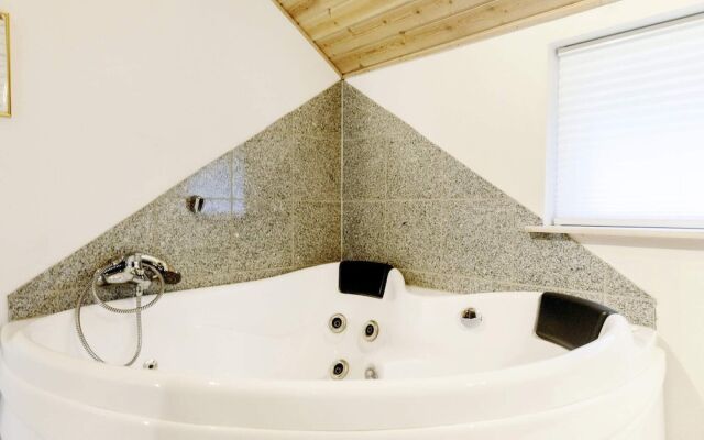 8 Person Holiday Home in Rodby-by Traum