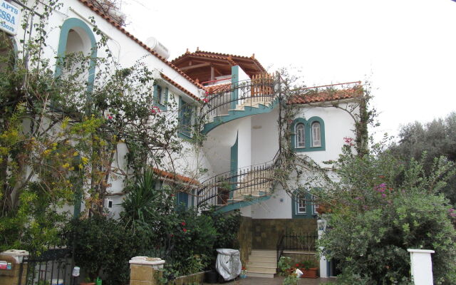 Villa Contessa