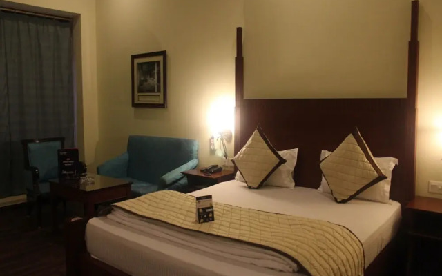 OYO 3010 Chanakya BNR Hotel