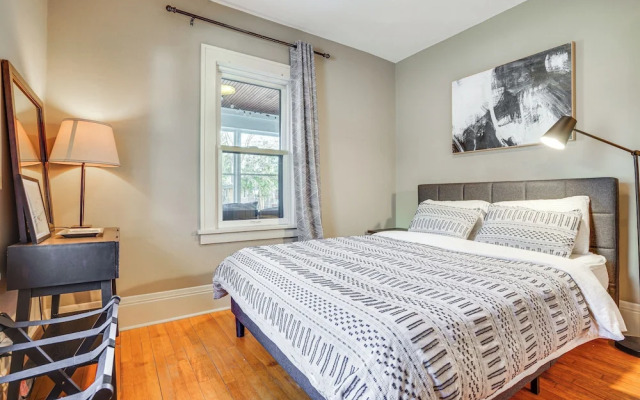 Walk to Beach + Lake Nokomis: Minneapolis Home!