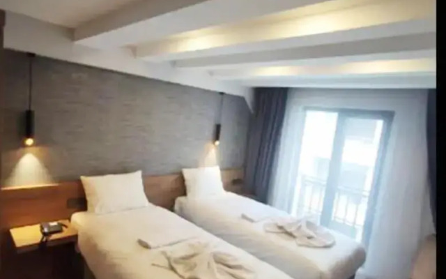 Azad Homes Unkapanı