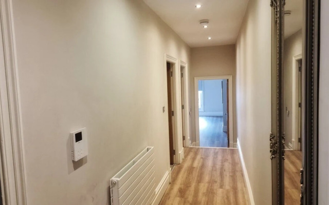iStay Liverpool 1 Water Street Apartments