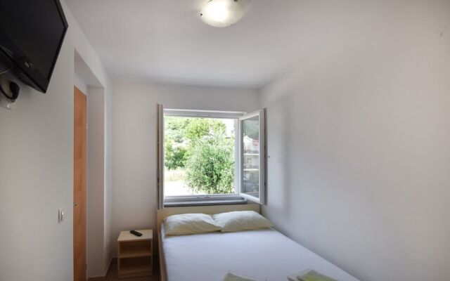 Sunshine Apartments in Baska Voda