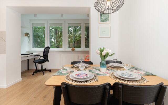 Gdynia Centrum Apartment by Renters