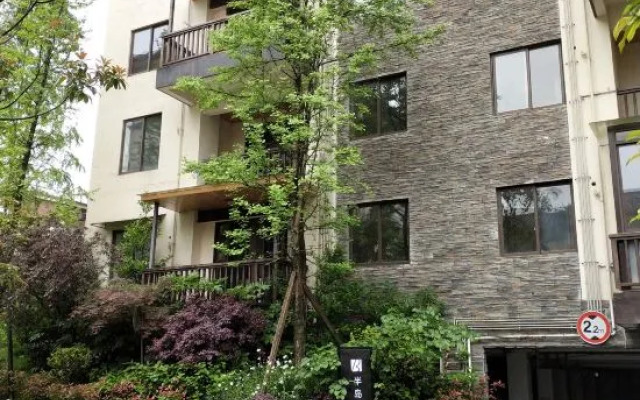 Bandao Yunshe Hostel