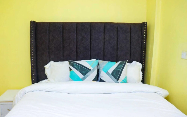 Lux Suites Trm drive Apartments Roysambu