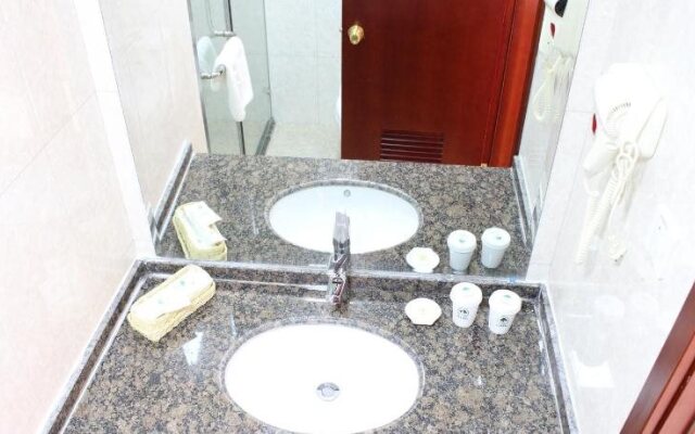 Greentree Inn Shanghai Huangxing Park Subway Station Express Hotel