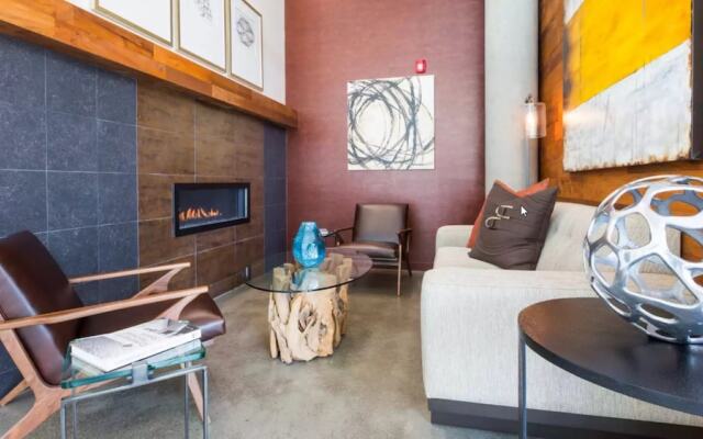 Global Luxury Suites in Emeryville