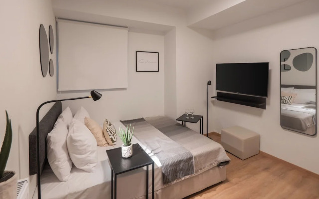 Silk Athens Urban Collection