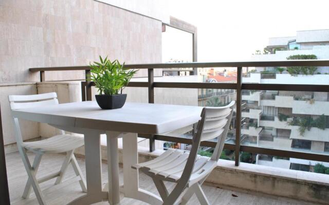 Gray d'Albion POL519 studio